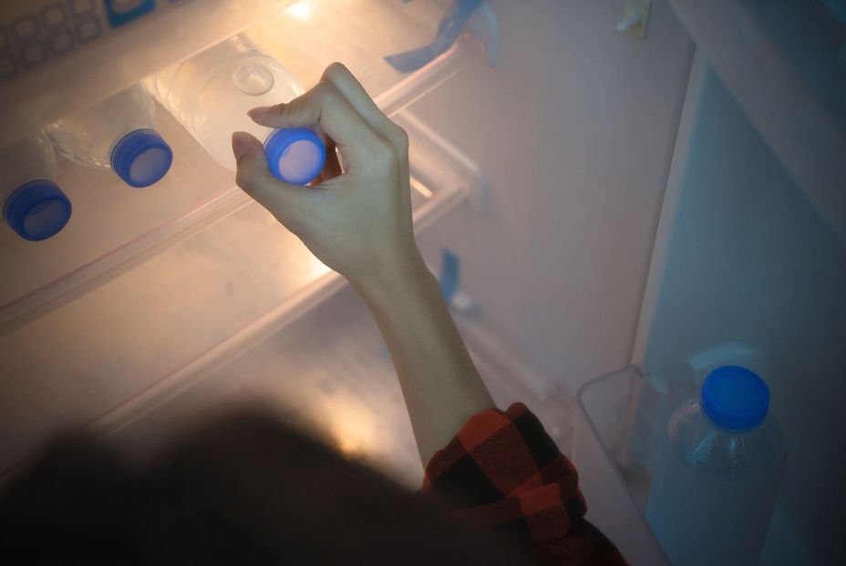 El truco de la botella que usan los alemanes para sustituir al aire acondicionado El truco de la botella que usan los alemanes para sustituir al aire acondicionado