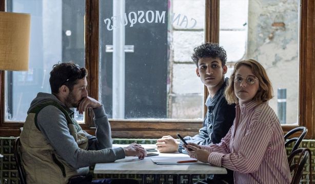 'Ravalear': Pol Rodríguez convierte en thriller social el desahucio que sufrió su famila en pandemia