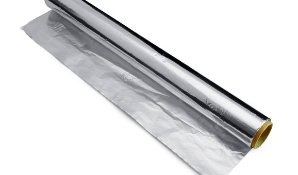 El truco del papel de aluminio para detectar humedades en casa