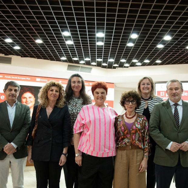 Teté Delgado y Cámara de Ciudad Real dan claves a los sénior para reinventarse: "Es una oportunidad" (Santiago García)