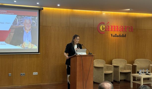 Ana Atienza Los mayores de 45 destacan por su experiencia y capacidad de adaptación
