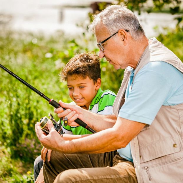 requisitos pesca en río (bigstock)