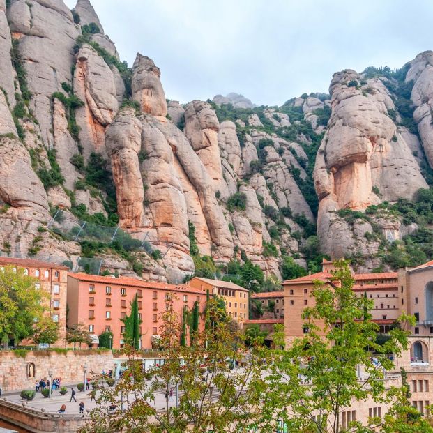 Si no tienes coche apunta estas escapadas en transporte público a tiro de piedra de Barcelona