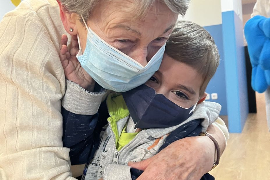 Jubilados que acompañan a familias con niños enfermos: voluntariado sénior de Casa Ronald McDonalds Jubilados que acompañan a familias con niños enfermos: voluntariado sénior de Casa Ronald McDonalds