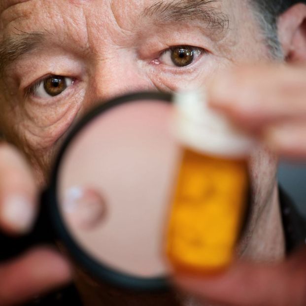 Los mayores exigen que se obligue a las farmacéuticas a probar los medicamentos en ellos