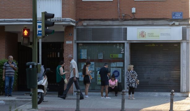 El drama de las mujeres en paro mayores de 45: desempleo crónico o trabajos precarios mal pagados