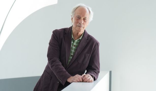 Richard Ford reflexiona sobre la literatura en un ensayo: "Cada novela me vacía de lo que sé"