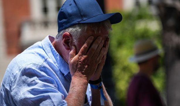 Más violencia, más calor, menos médicos: la triple amenaza que acecha a los mayores portugueses