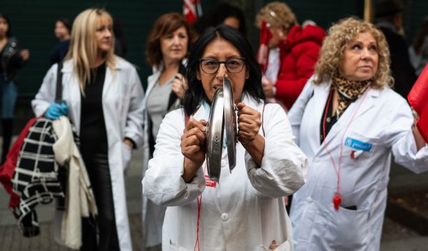 Las trabajadoras de la ayuda a domicilio dicen basta a la precariedad y salen a la calle