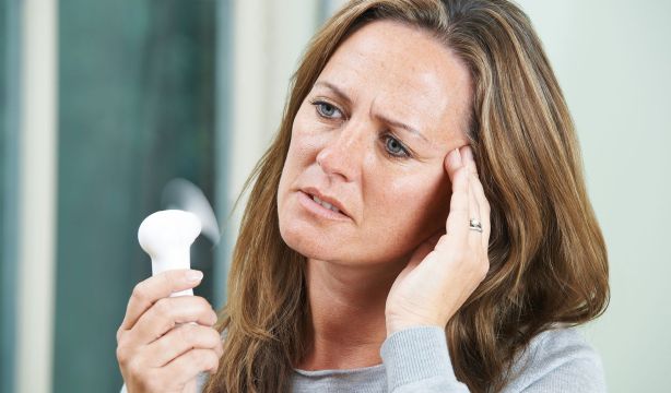 Sofocos en la menopausia: los médicos señalan el tratamiento de primera línea