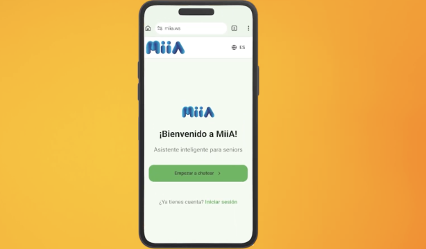 Cómo usar MiiA paso a paso, la inteligencia artificial que ayuda a los sénior