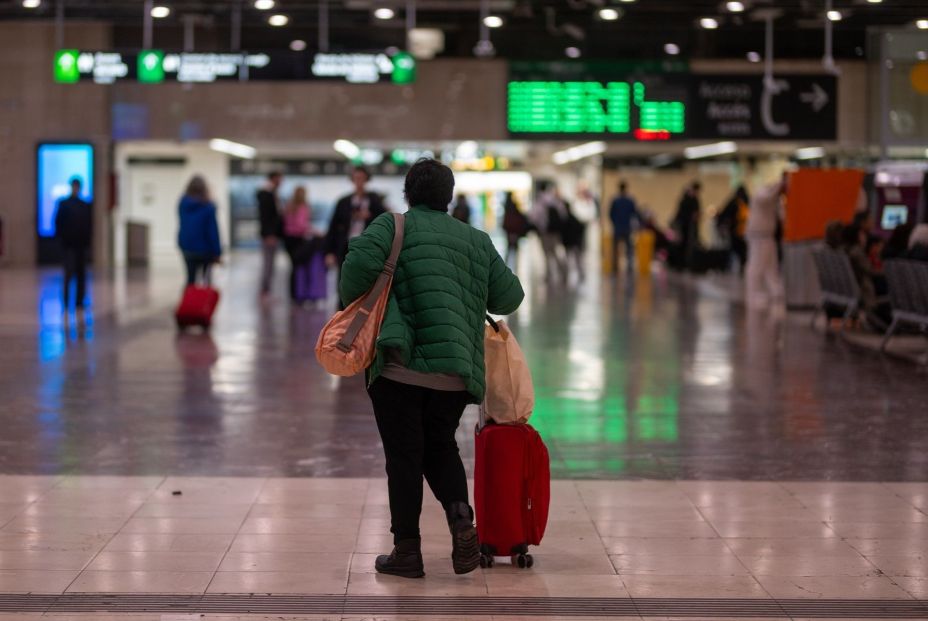 OCU denuncia que la mitad de los pasajeros de tren sufre retrasos frecuentes OCU denuncia que la mitad de los pasajeros de tren sufre retrasos frecuentes
