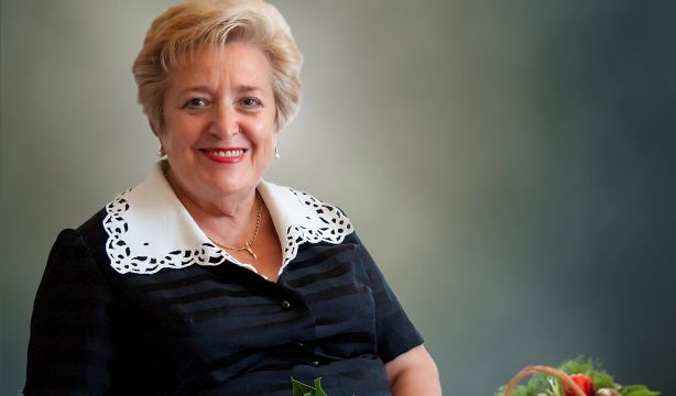 Angelita Alfaro publica su recetario definitivo: "Es importante no olvidar las raíces" (Libros Cúpula)