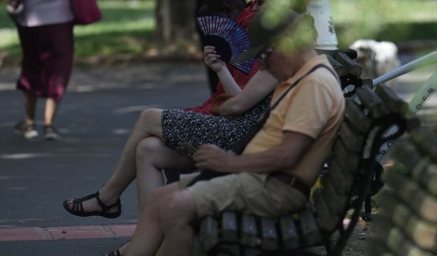 El calor extremo aumenta la presión sobre la sanidad: las principales víctimas, los mayores