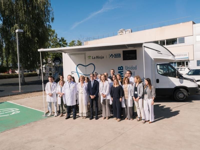 El dentista sale al encuentro de los mayores en los pueblos de La Rioja / Fuente: EuropaPress