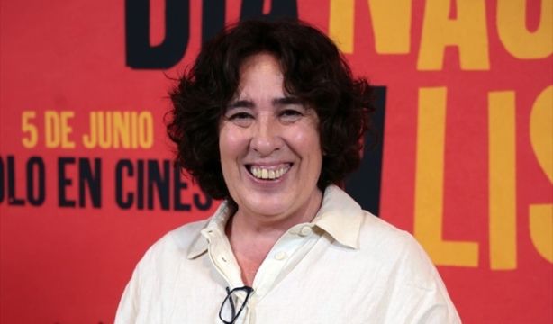 Arantxa Echevarría vuelve con 'Cada día nace un listo': "Estamos en una sociedad política absurda"