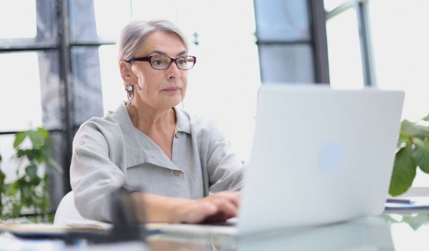 Emprendimiento sénior en las Islas Baleares: todas las ayudas y subvenciones disponibles en 2026 (Bigstock)