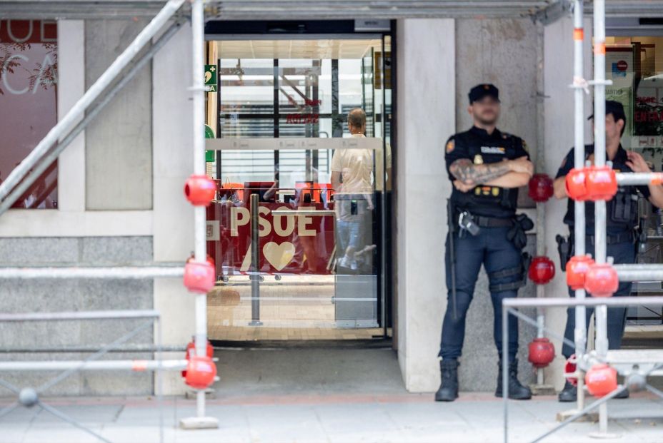 La UCO concluye que la trama de Leire Díez se activó para "proteger los intereses" de Sánchez La UCO concluye que la trama de Leire Díez se activó para "proteger los intereses" de Sánchez