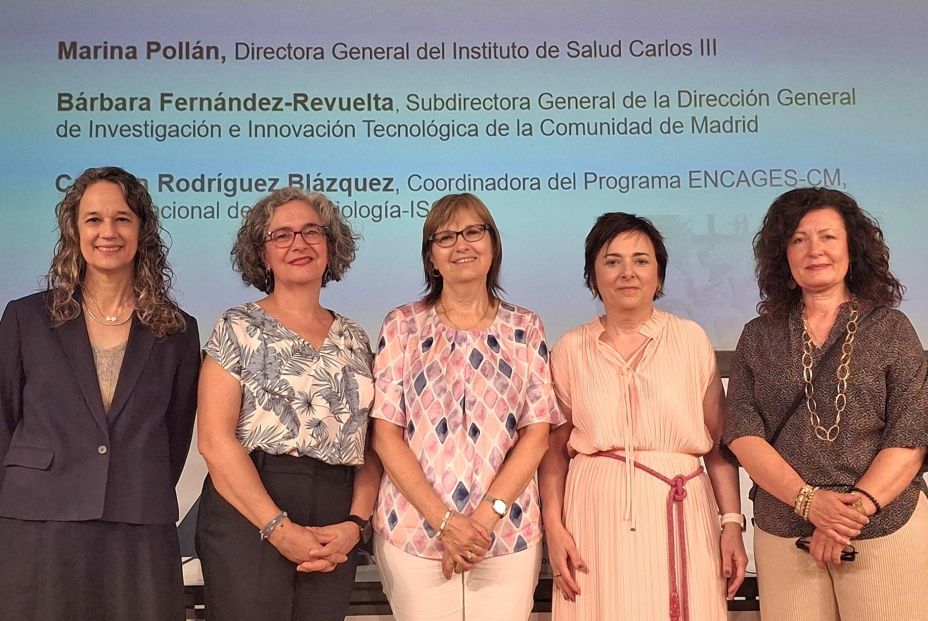 Maria João Forjaz (CNE), Carmen Rodríguez Blázquez (CNE), Marina Pollán (directora del ISCIII), Bárbara Fernández Revuelta (Comunidad de Madrid) y Teresa Villegas (CNE). Maria João Forjaz (CNE), Carmen Rodríguez Blázquez (CNE), Marina Pollán (directora del ISCIII), Bárbara Fernández Revuelta (Comunidad de Madrid) y Teresa Villegas (CNE).