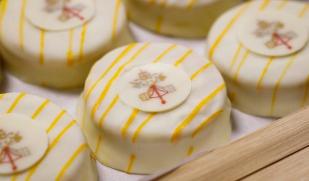 Madrid endulza la visita de León XIV con 'Cor Unum', una pasta de té con fresón de Aranjuez