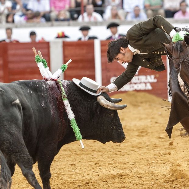 Rejoneador en una corrida de toros