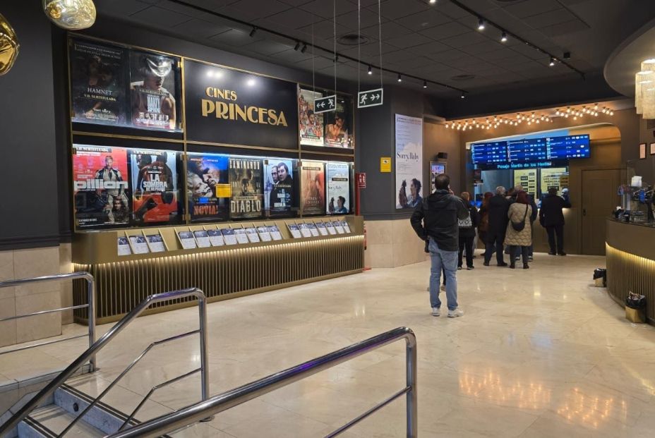 Los Cines Renoir celebran sus 40 años con 44 días de cine español Los Cines Renoir celebran sus 40 años con 44 días de cine español