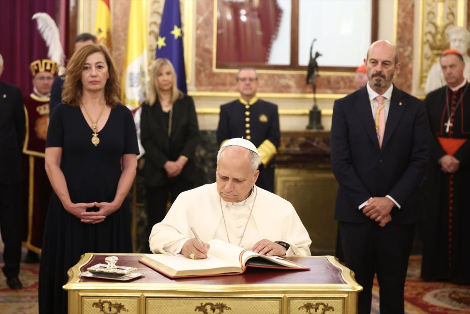 Los mensajes del Papa en el Congreso: polarización, aborto, eutanasia, migrantes... Los mensajes del Papa en el Congreso: polarización, aborto, eutanasia, migrantes...