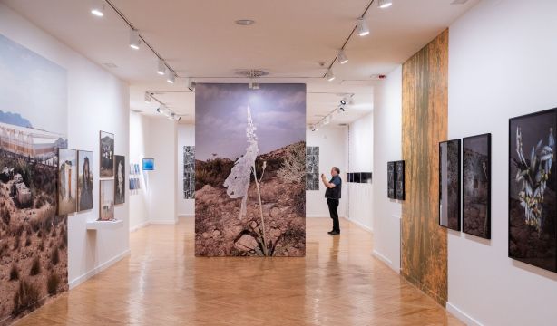 Tres exposiciones de 13 artistas para 'Volver a imaginar' la fotografía