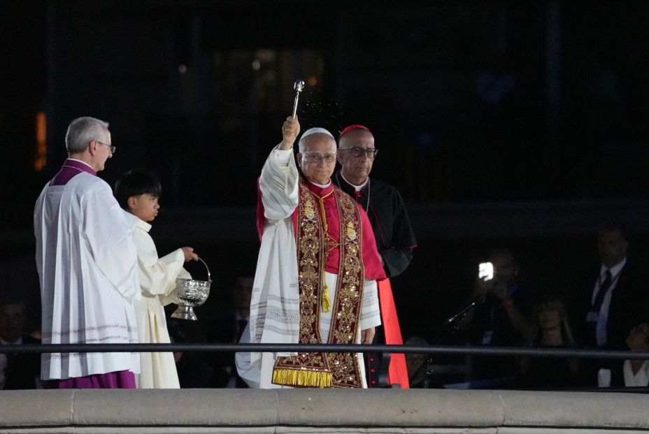 VÍDEO: La espectacular inauguración de la Torre de Jesús de la Sagrada Familia de Barcelona VÍDEO: La espectacular inauguración de la Torre de Jesús de la Sagrada Familia de Barcelona