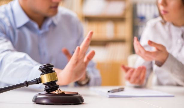 Por qué es importante revisar el testamento tras un divorcio