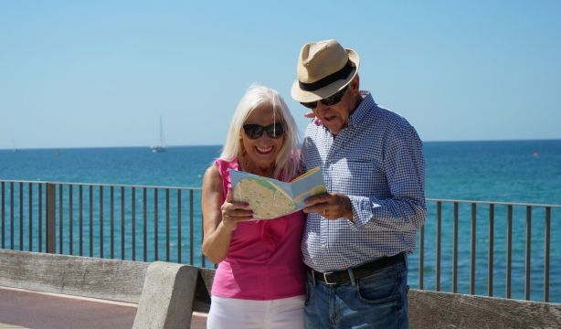 Viajes del Imserso 2026 27 convocadas casi 880.000 plazas para el Programa de Turismo