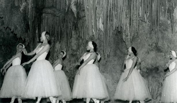 La Cueva de Nerja cumple 66 años de su inauguración y volverá a celebrar este verano su festival