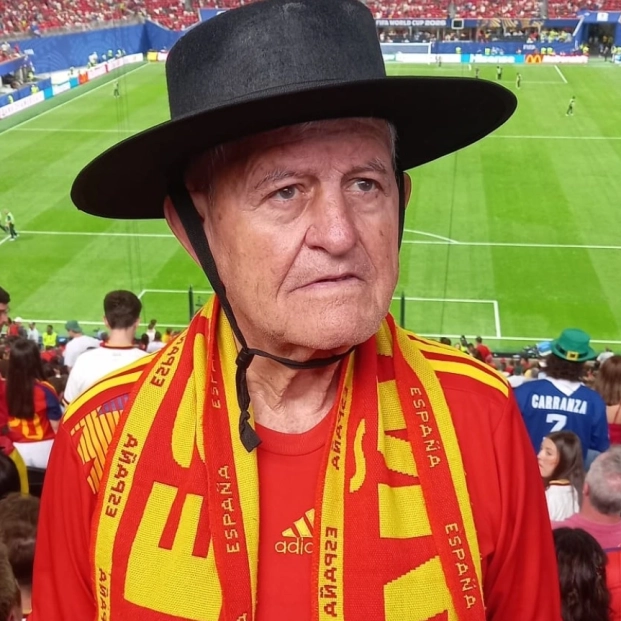 Pepe Moriana, el cordobés de 84 años que vive en directo su noveno Mundial