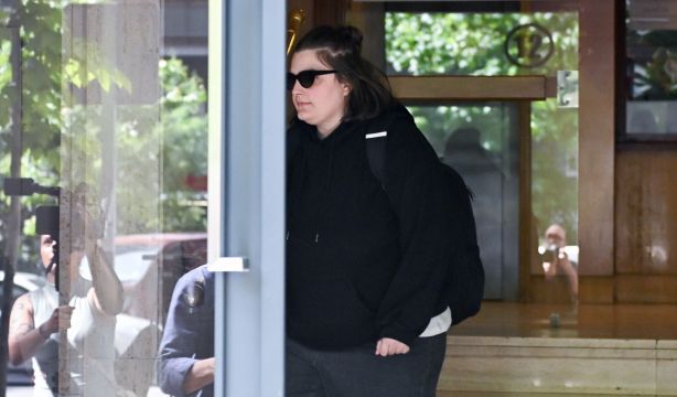 El juez del caso Plus Ultra imputa a las hijas de Zapatero y a su secretaria