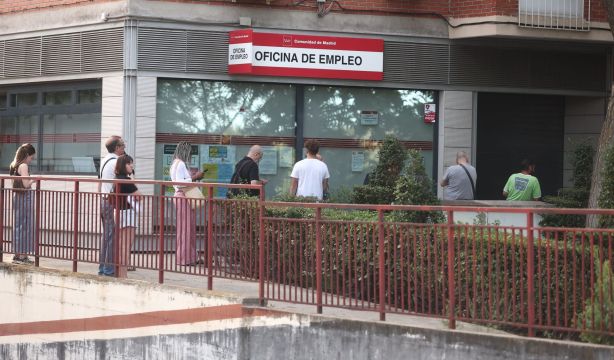 Banco de España alerta: La sobrecotización del subsidio de paro de 52 años frena volver al empleo Banco de España alerta: La sobrecotización del subsidio de paro de 52 años frena volver al empleo