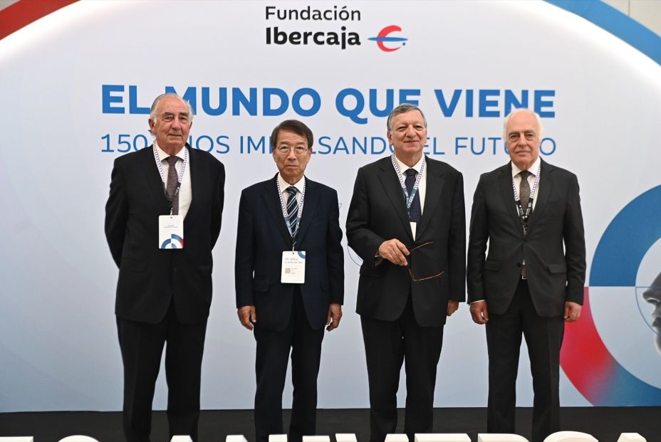 /uploads/s1/29/88/80/0/europapress-7605742-i-d-presidente-fundacion-ibercaja-amado-franco-ex-primer-ministro-corea-sur_6_928x621.jpeg