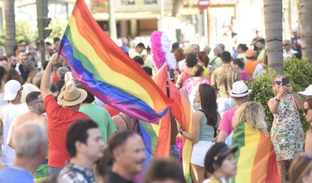 Mayores LGTBIQ+ reivindican sus derechos en el Día del Orgullo: "La dignidad no caduca con la edad"