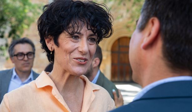 Elma Saiz: "Quienes cuestionan la sostenibilidad de las pensiones lo hacen por intereses privados"