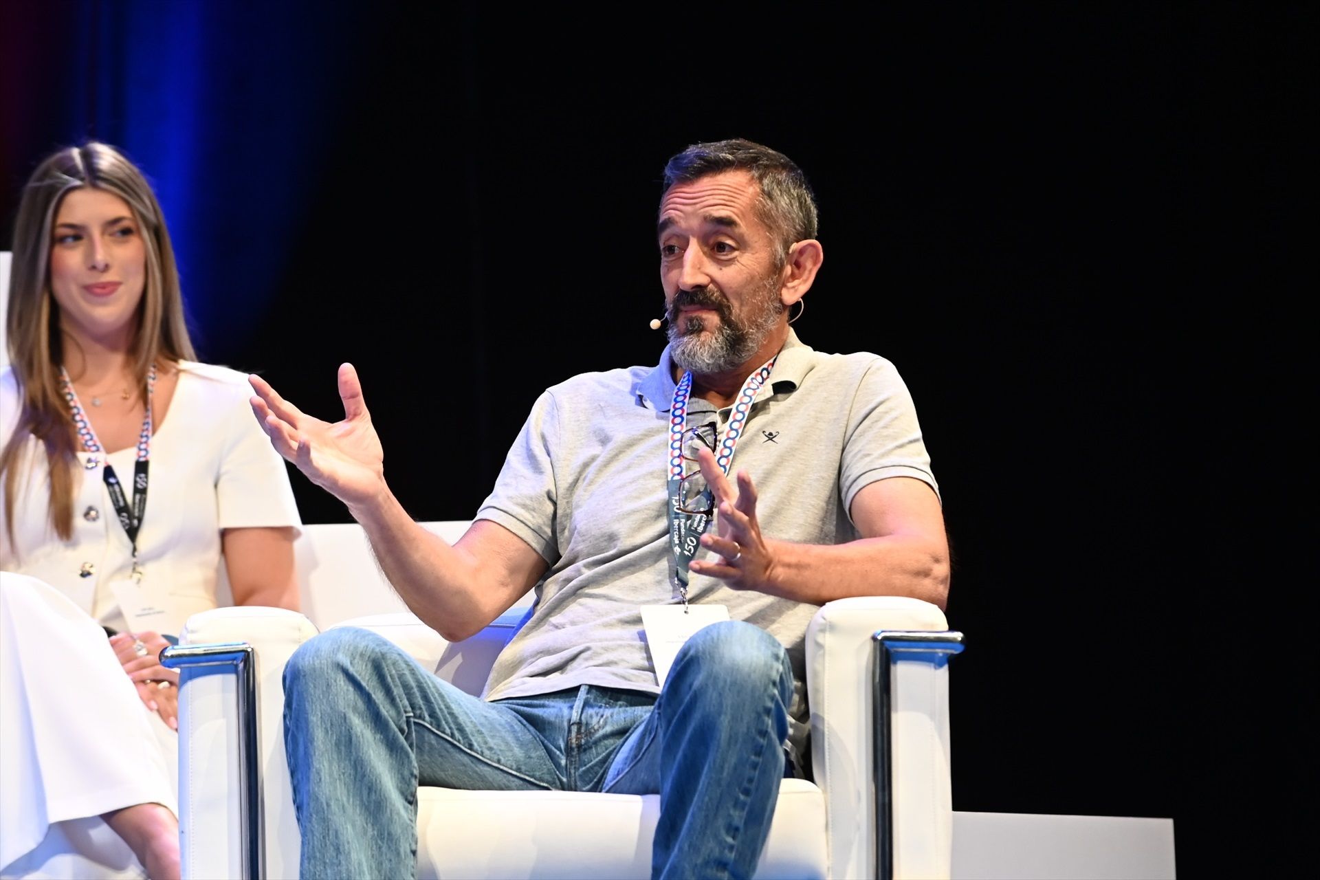 Antonio López, Cavadas, Chipperfield y Pissarídis trazan las claves de 'El mundo que viene' Antonio López, Cavadas, Chipperfield y Pissarídis trazan las claves de 'El mundo que viene'