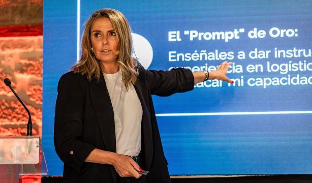Sonia Catalán aterriza en San Sebastián para poner en valor 'El poder de reinventarse' de los sénior Sonia Catalán aterriza en San Sebastián para poner en valor 'El poder de reinventarse' de los sénior