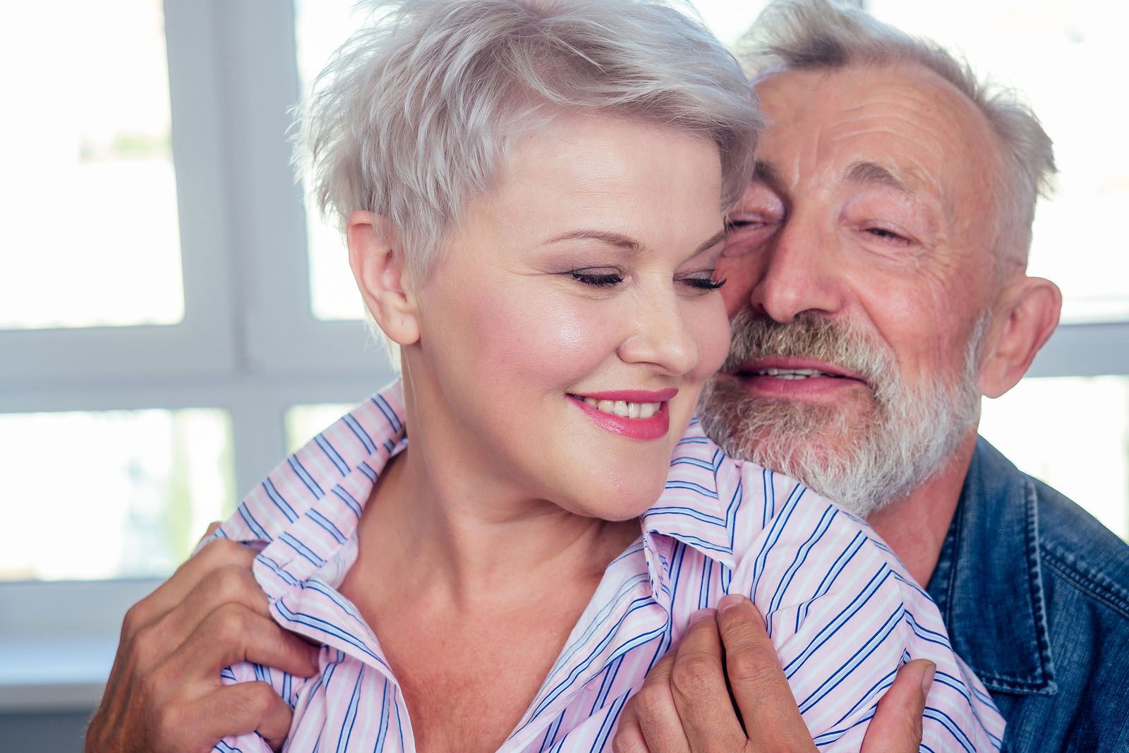 Los mayores de 50 años son los más satisfechos con su vida sexual .