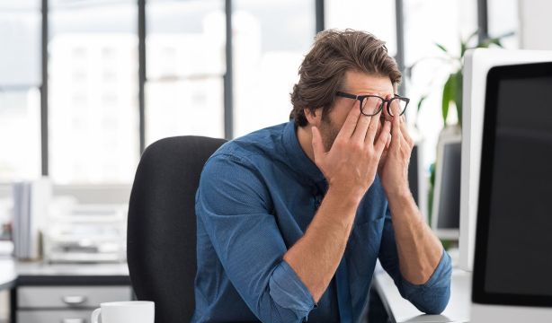 El enemigo oculto de los parados sénior: combatir el desgaste emocional de buscar empleo El enemigo oculto de los parados sénior: combatir el desgaste emocional de buscar empleo