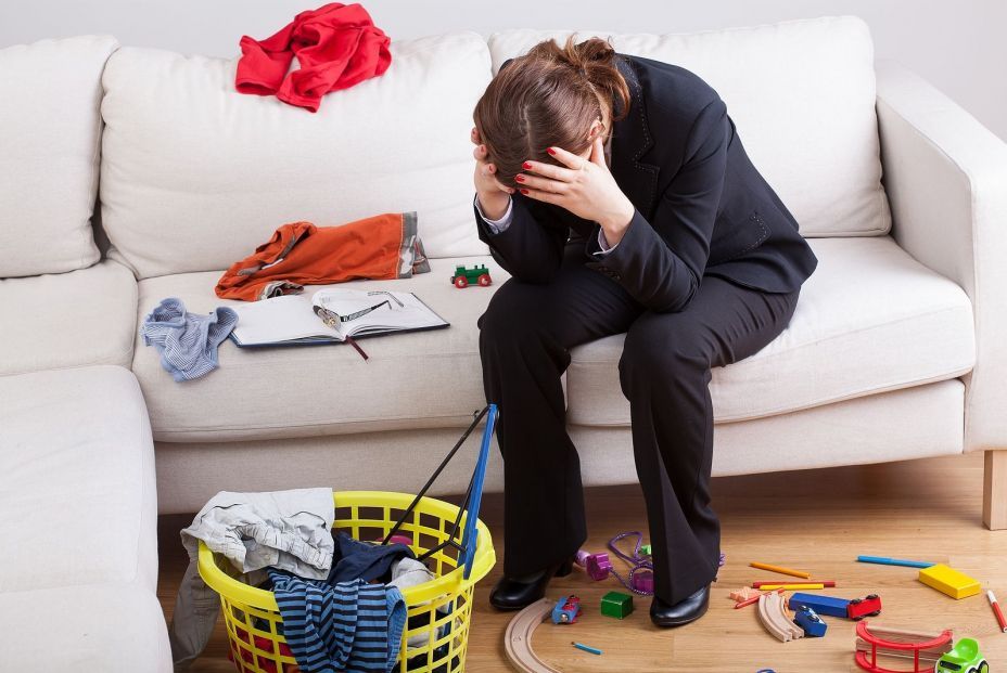 bigstock mujer cuidado hijos 6 928x621 bigstock mujer cuidado hijos 6 928x621