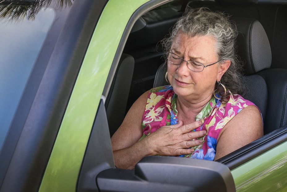 Una enfermera advierte de las consecuencias de las altas temperaturas al volante