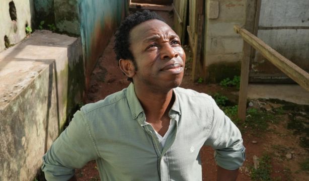 Ousman Umar lleva su vida al cine con 'Viaje al país de los blancos'