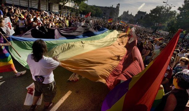 Aviso del Ayuntamiento de Madrid por las celebraciones del Orgullo: zonas donde no se podrá aparcar
