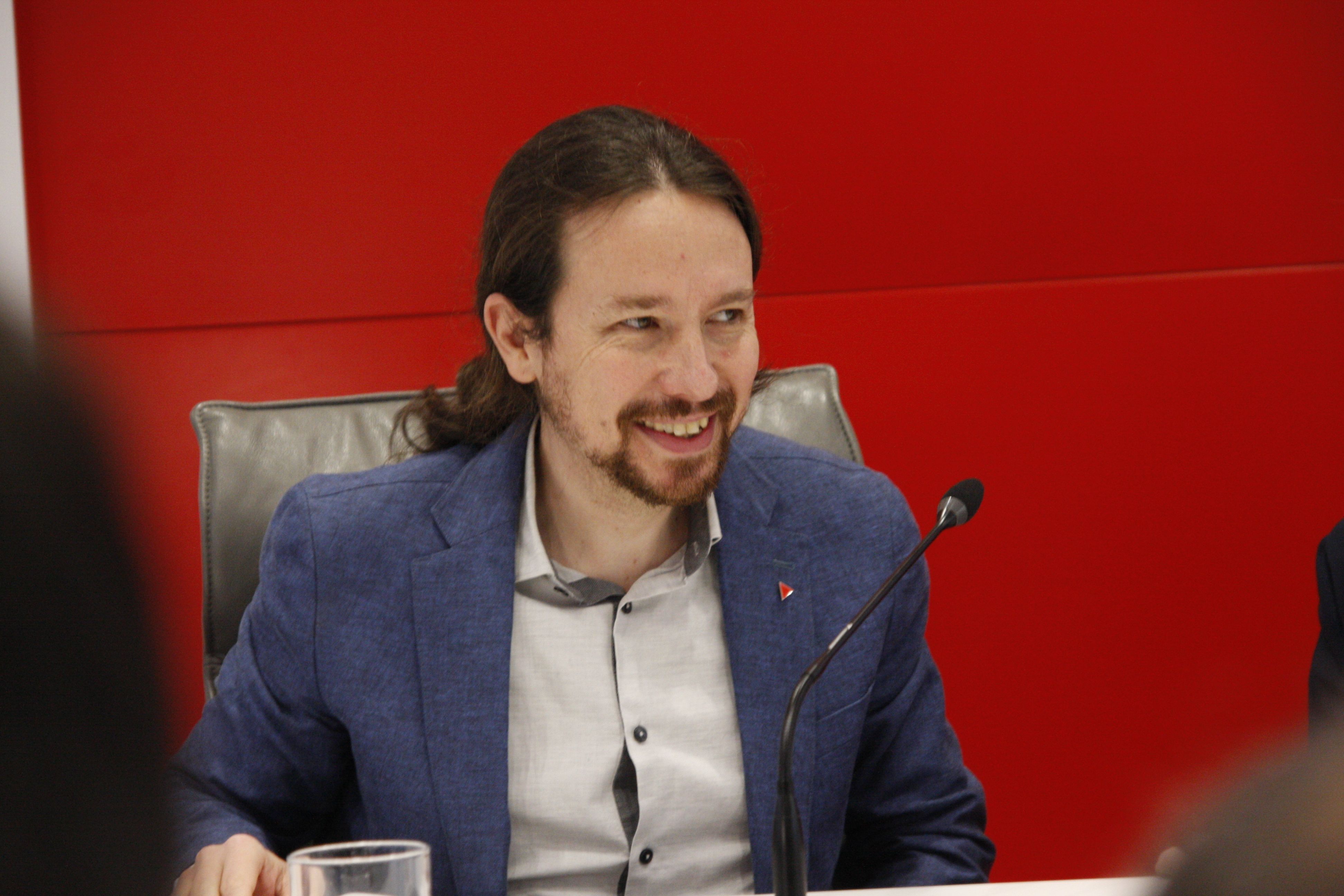 Pablo Iglesias sonríe, Fundación ONCE