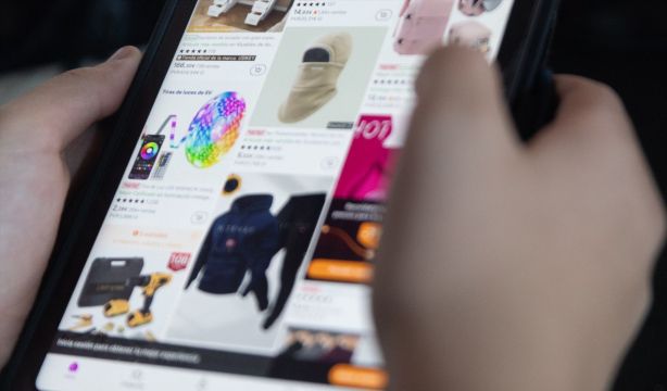Entra en vigor la 'tasa Shein': qué es y cómo afectará el impuesto de 3 euros a tus pedidos online