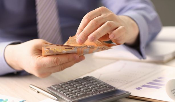 Golpe a la banca: el Supremo prohíbe las primas únicas de los seguros vinculados a hipotecas