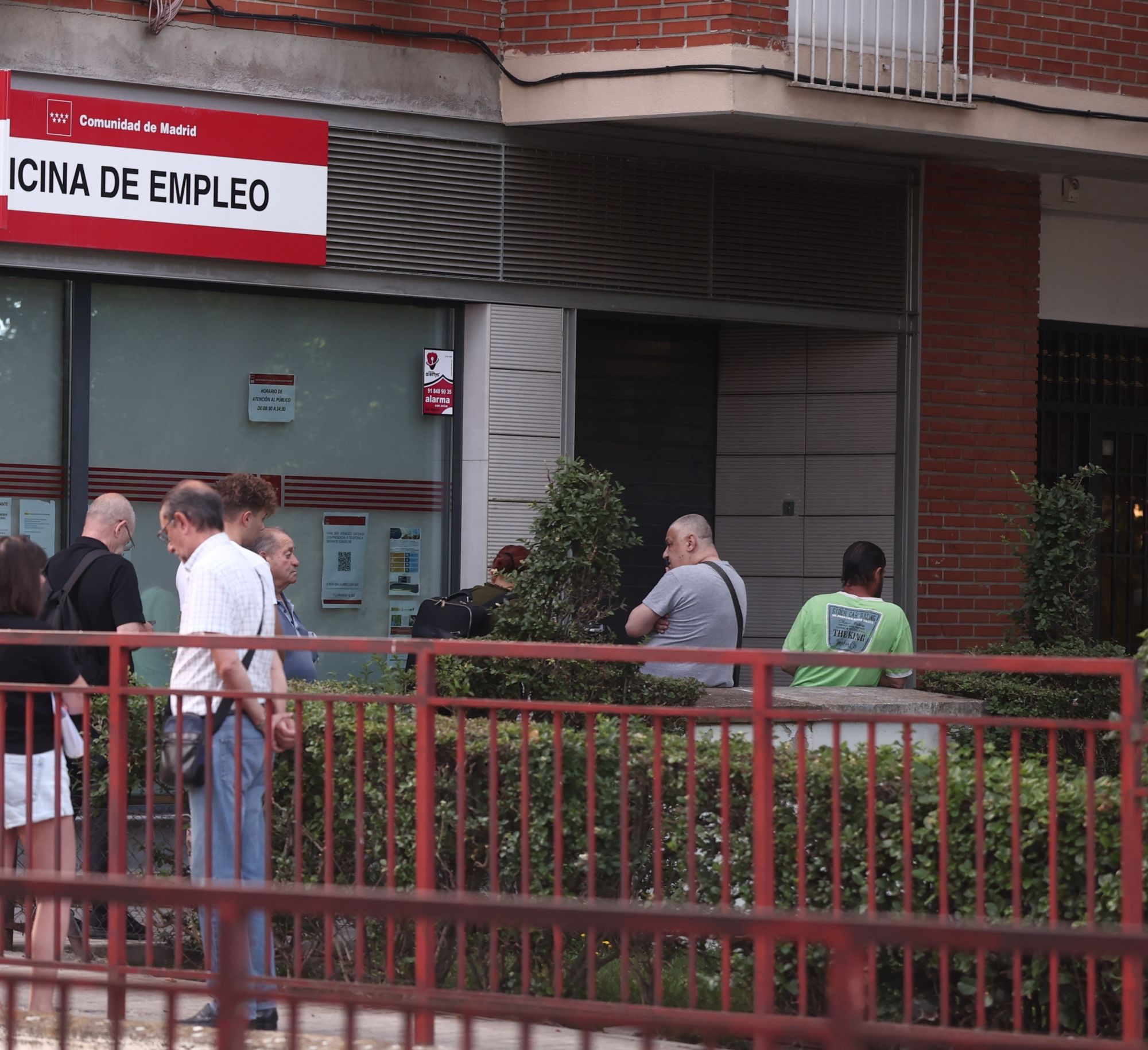 Mes récord de empleo, pero no para los mayores de 45 años: firman menos de 1 de cada 4 contratos
